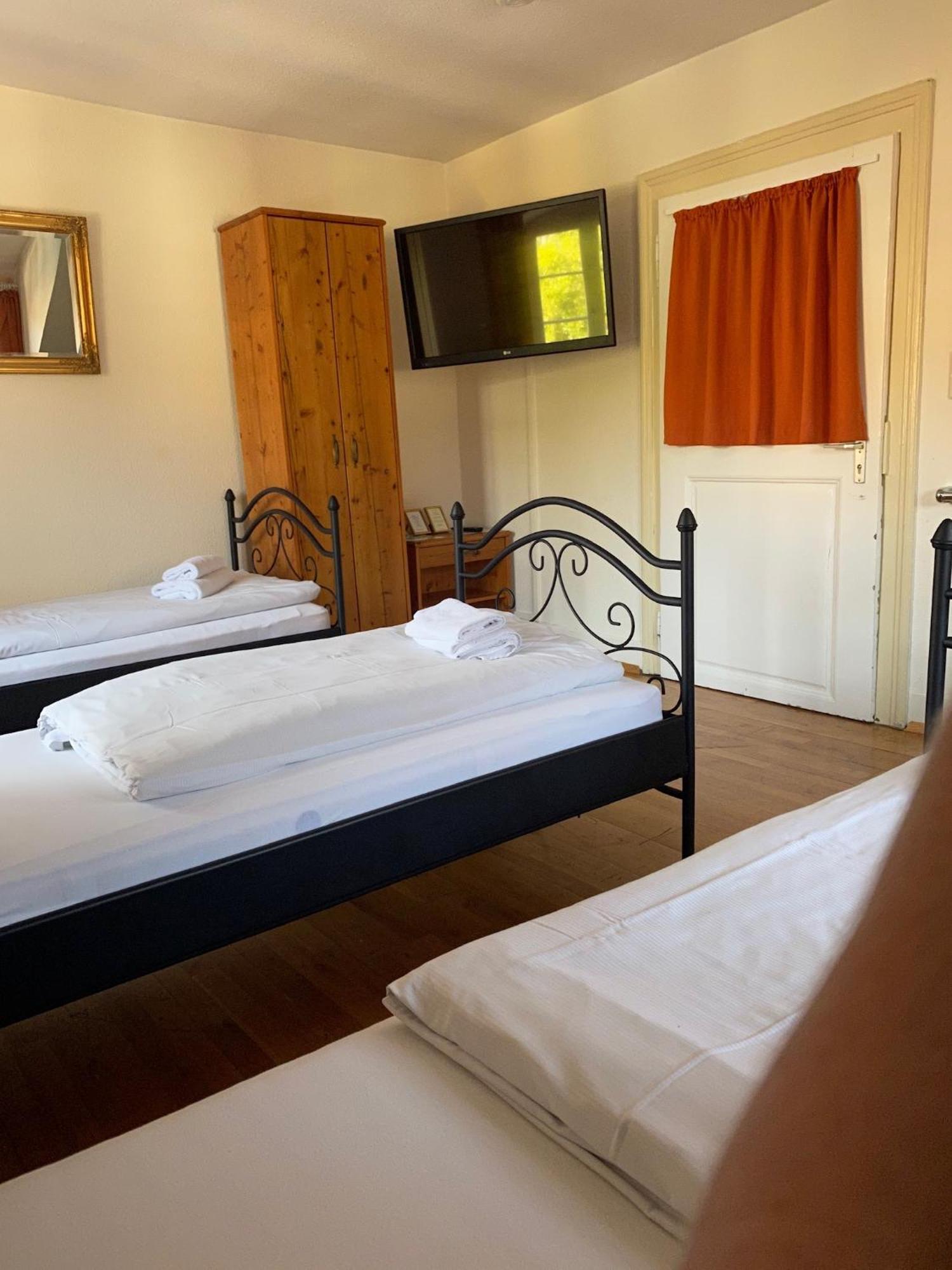 Hotel Gasthaus Schuetzen Freiburg im Breisgau Phòng bức ảnh