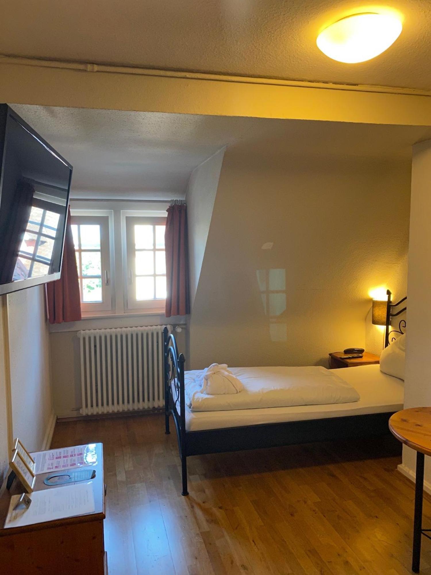 Hotel Gasthaus Schuetzen Freiburg im Breisgau Phòng bức ảnh
