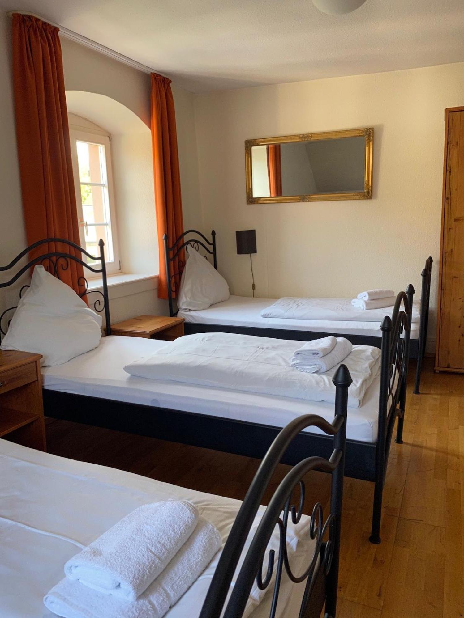 Hotel Gasthaus Schuetzen Freiburg im Breisgau Phòng bức ảnh